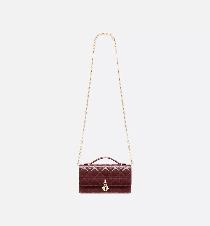 My Dior Mini Bag
Dahlia Red Patent Cannage Calfskin