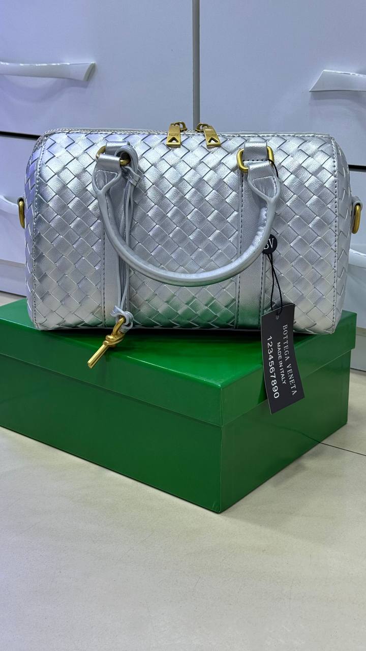 Sac à main Bôttëga Classic  gris à poignées supérieures entrelacées