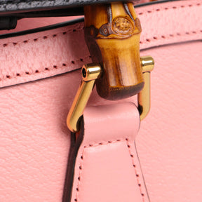 GG Sac à bandoulière Diana Bamboo mini GG lisse rose