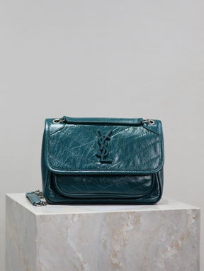 YSL
Medium Niki Shoulder Bag