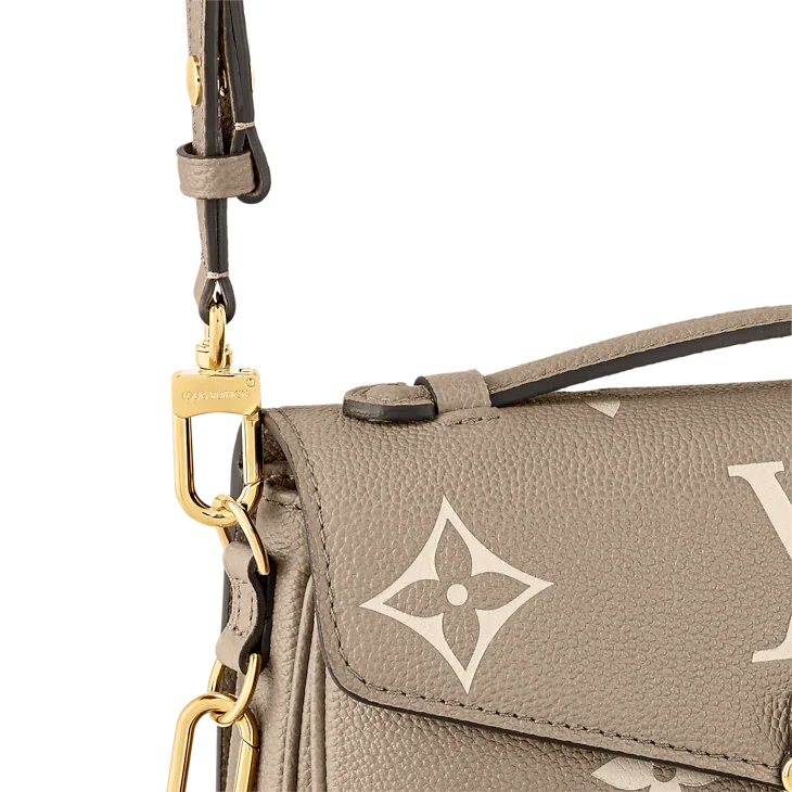 LV Pochette Métis East West