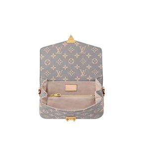 LV Pochette Métis East West M12429