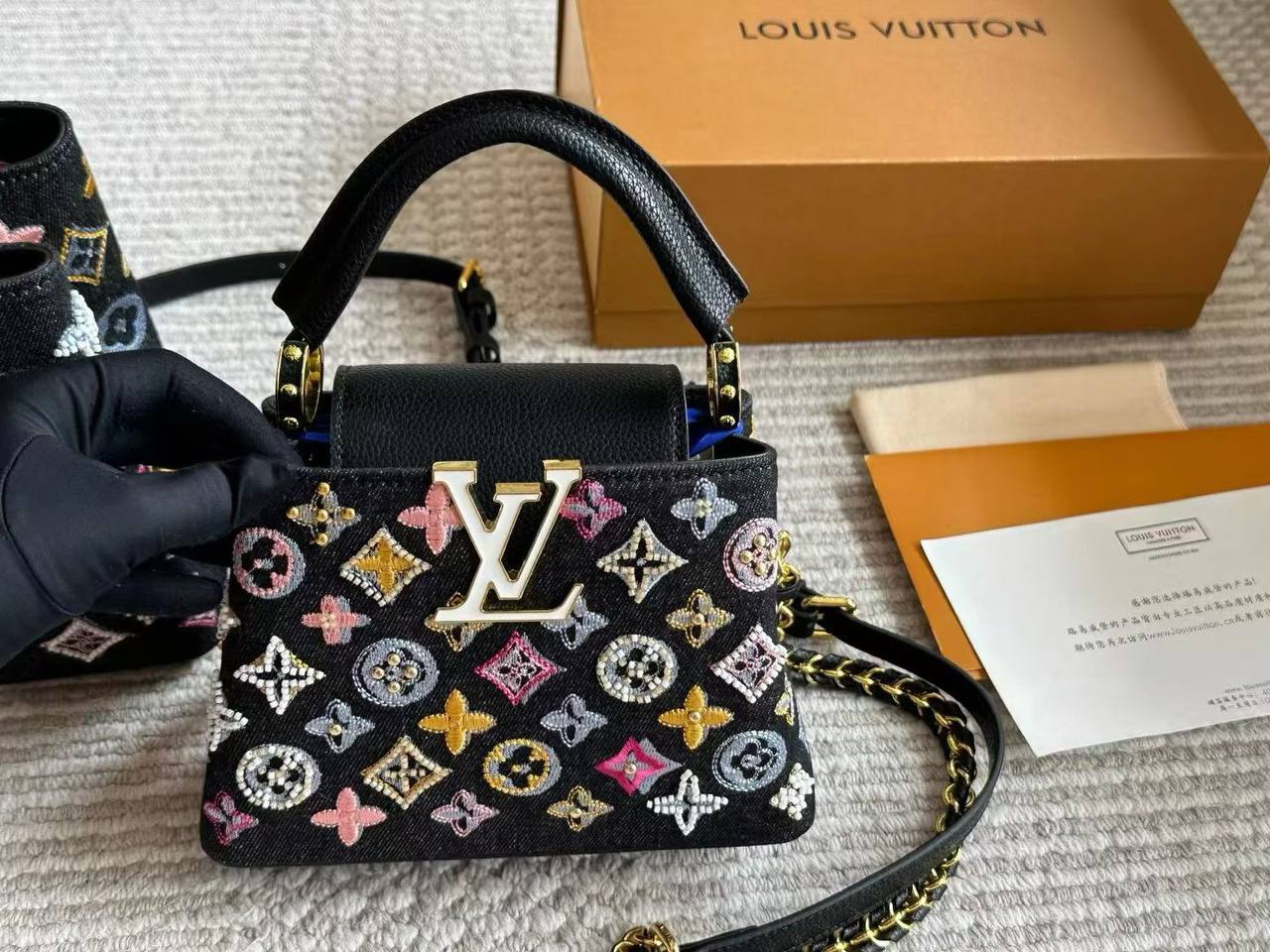 LV Capucines Mini-Monogramme Perlé Noir