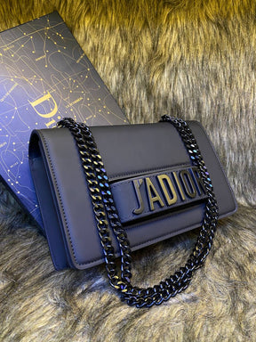 Christian Diôr 
Sac bandoulière Di*r J'Adior  noir mat