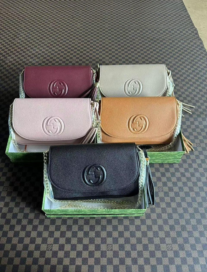 GG
Sac à bandoulière Soho grainé noir