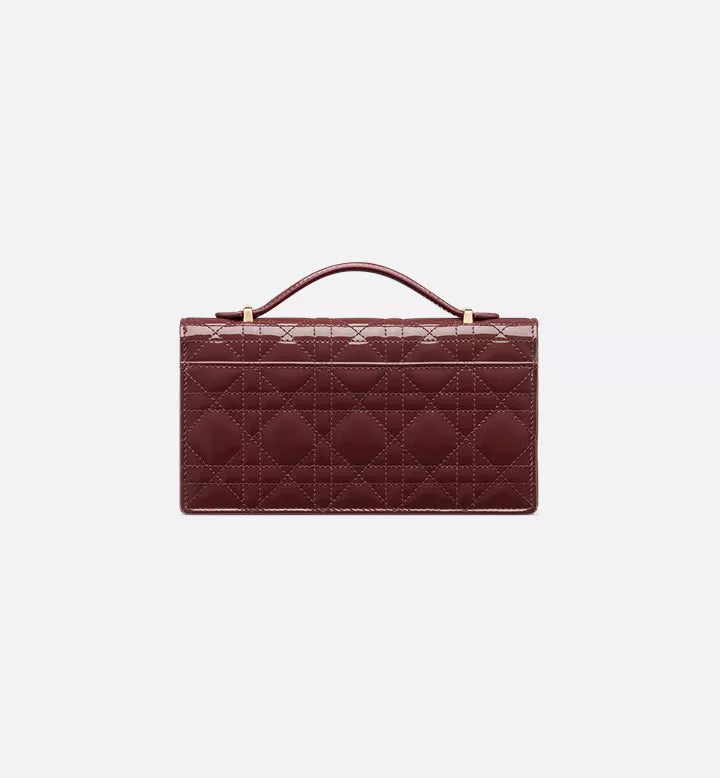 My Dior Mini Bag
Dahlia Red Patent Cannage Calfskin