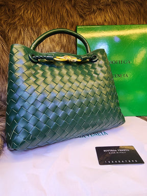 Sac bandoulière andiamo
Bôttëga Vênëta