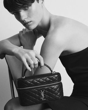 YSL GABY vanity bag in lambskin
BLANC VINTAGE