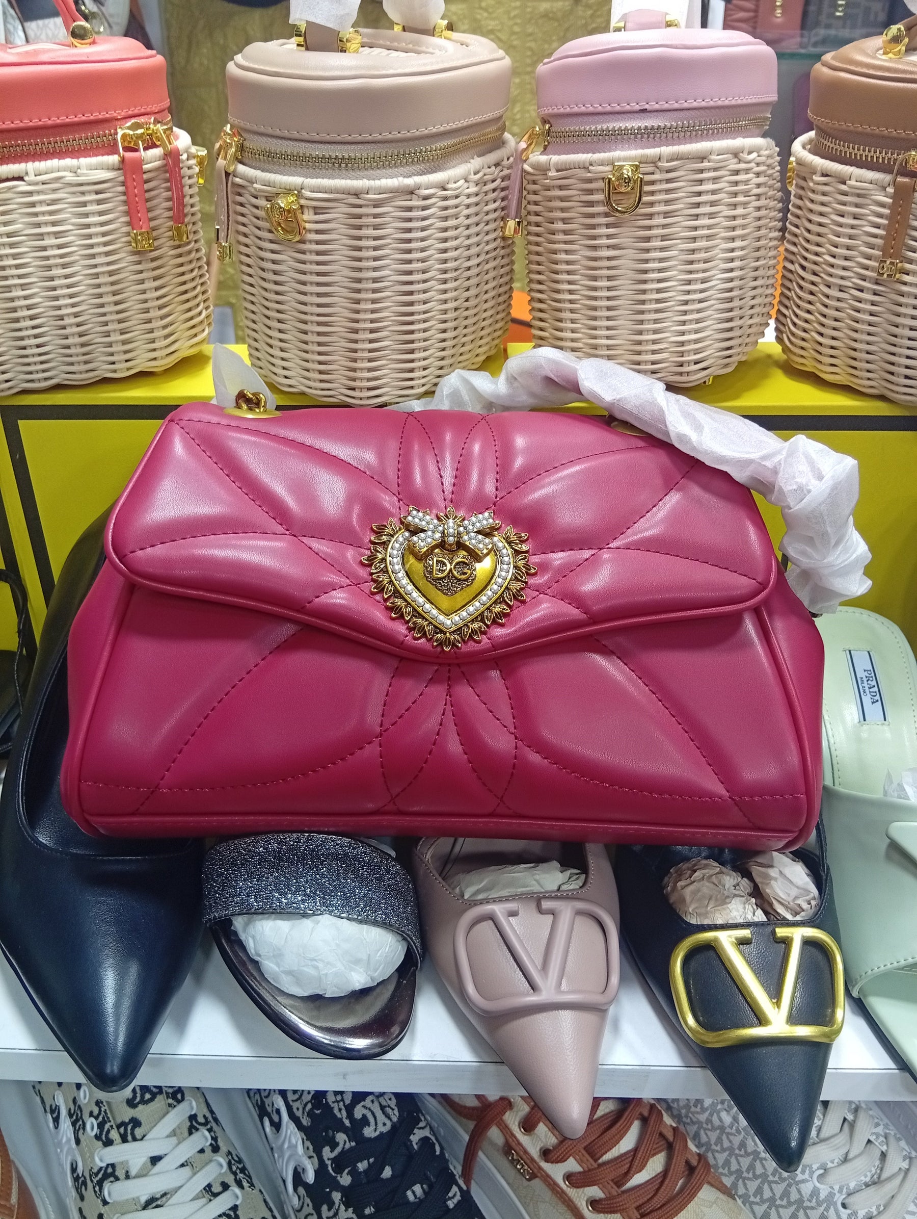 DG Shoulder Bag Medium DEVOTION DG Logo Pearl Heart Red