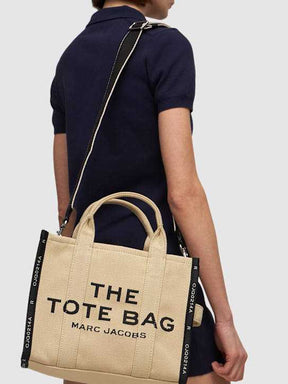 M@rc Jacôbs 
The Medium Tote Bag Jacquard