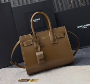 Saint Laurent Sac De Jour En cuir Beige Femme