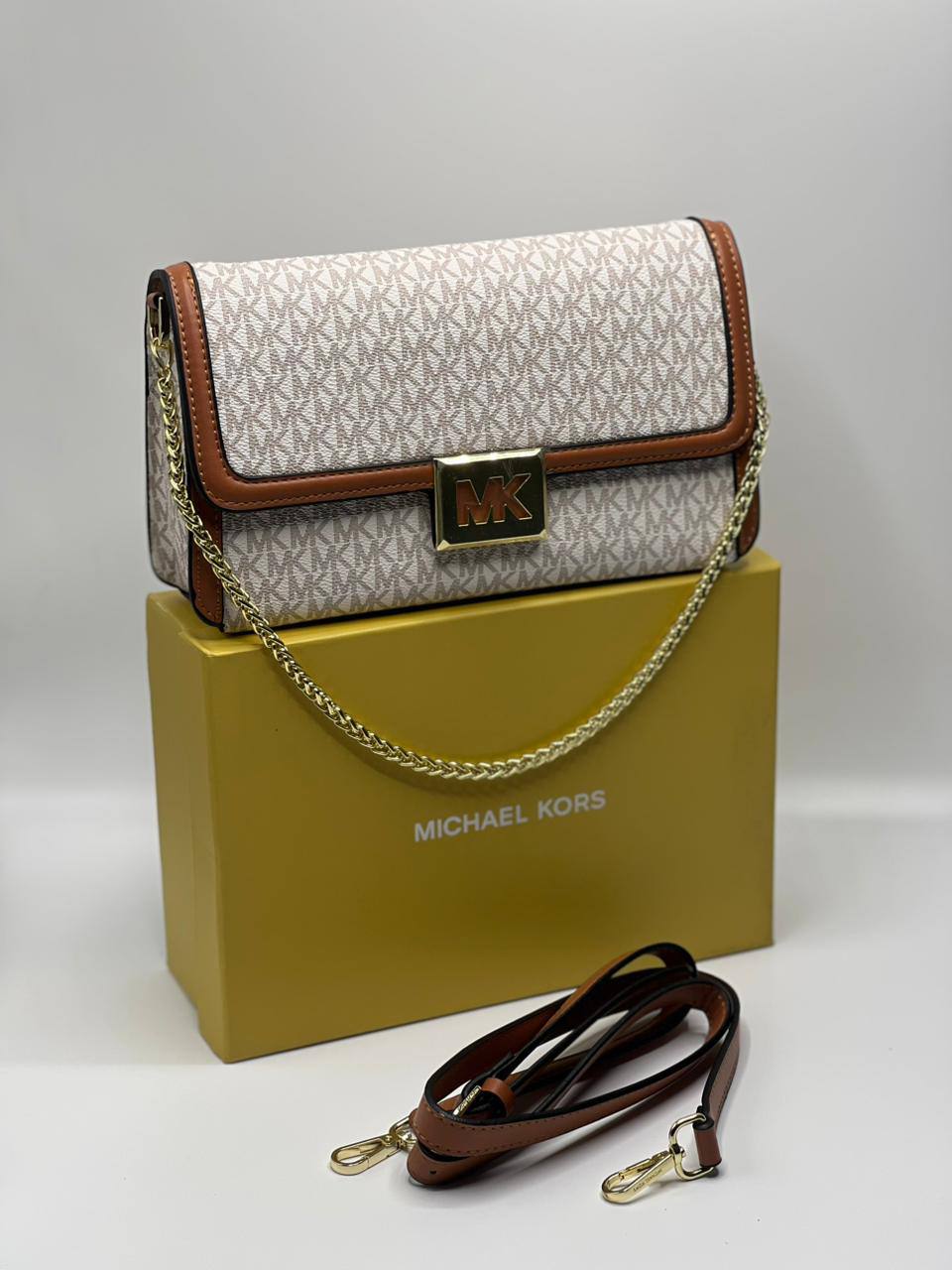 Sac à épaule Sonia convertible de taille moyenne à logo