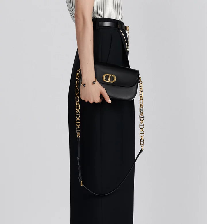 Diôr Sac 30 Montaigne Avenue