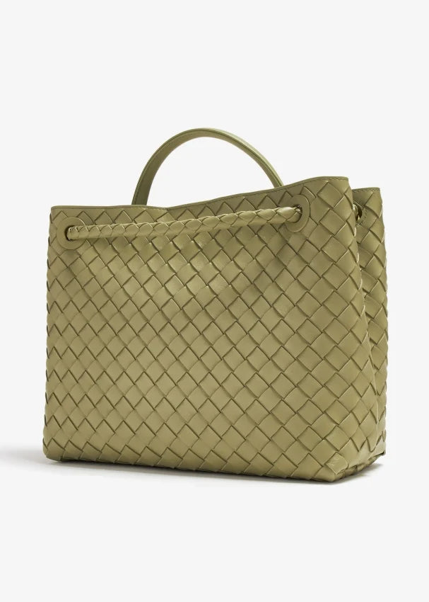 BÔTTËGA VÊNËTA 
Andiamo bag