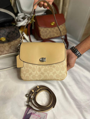Coach Sac à poignée supérieure Cassie en toile enduite Signature