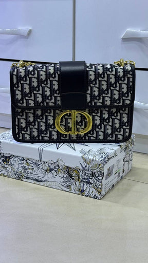 Diôr Sac chaîne 30 Montaigne
Toile jacquard Diôr Oblique Noir