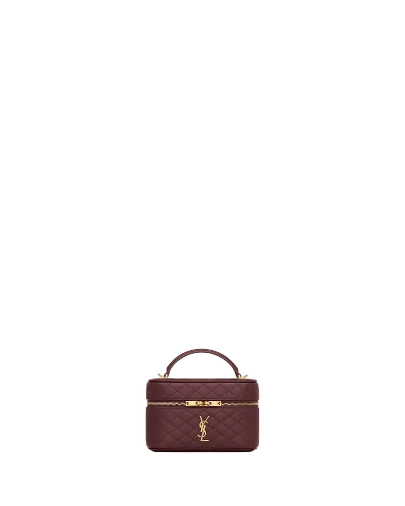 YSL GABY VANITY EN CUIR D’AGNEAU
ROUGE CABERNET