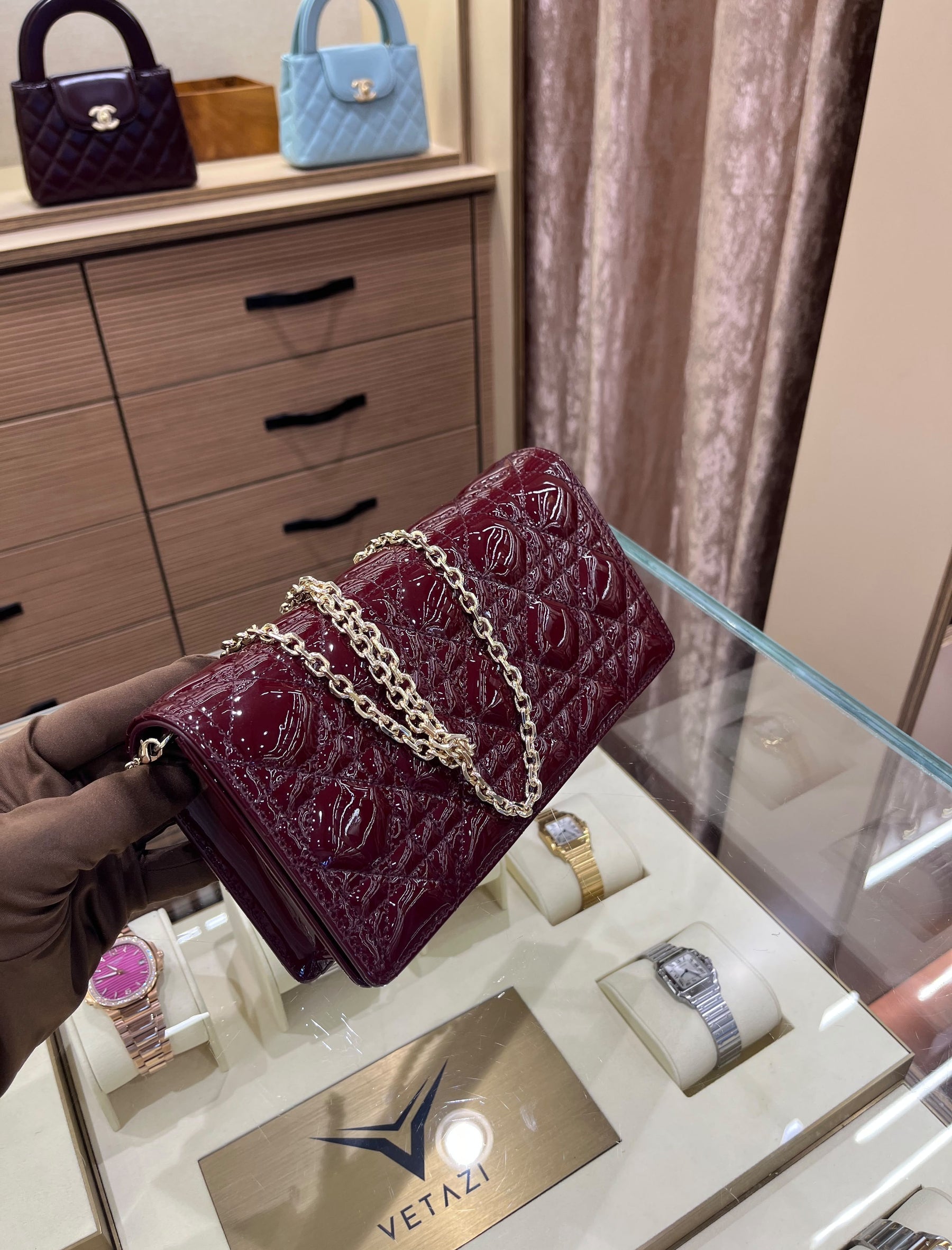 My Dior Mini Bag
Dahlia Red Patent Cannage Calfskin