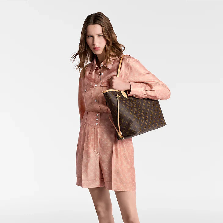 LV Cabas Neverfull 
Marron